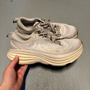 Hoka white running shoes women 8.5 great condition just dirt
